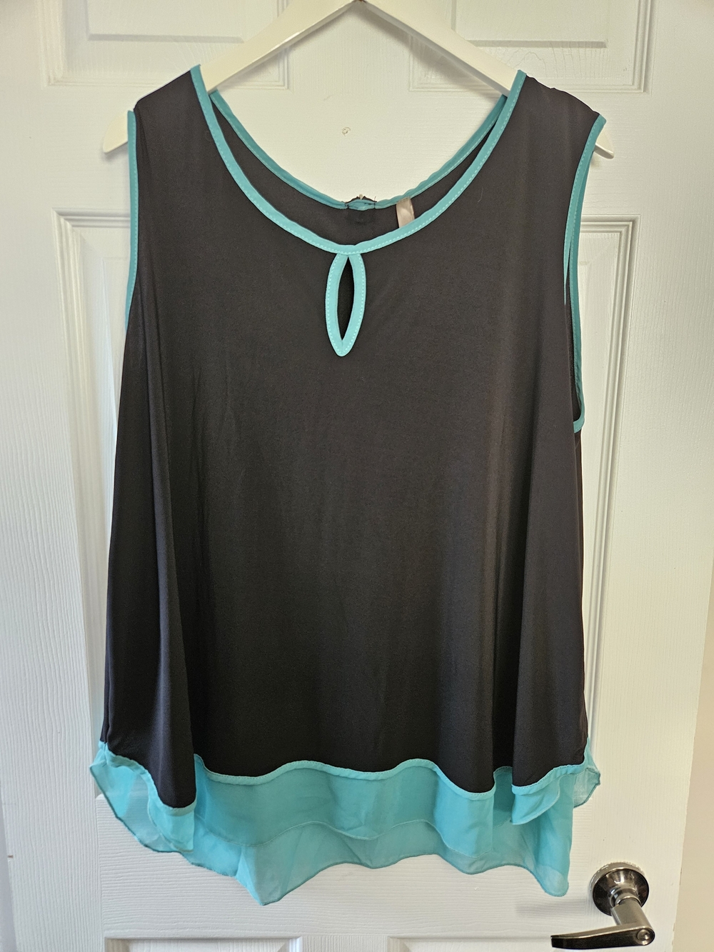Penningtons Sleeveless Black Top with Teal Trim and Sheer Hem - 3X